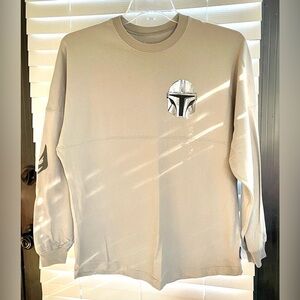 *EUC* DISNEY Spirit Jersey MANDALORIAN - Star Wars - Gray/Chrome - Oversized